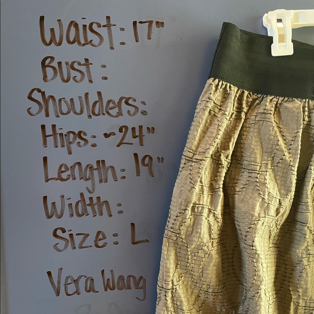 🟢 Simply Vera Wang GORGEOUS Skirt